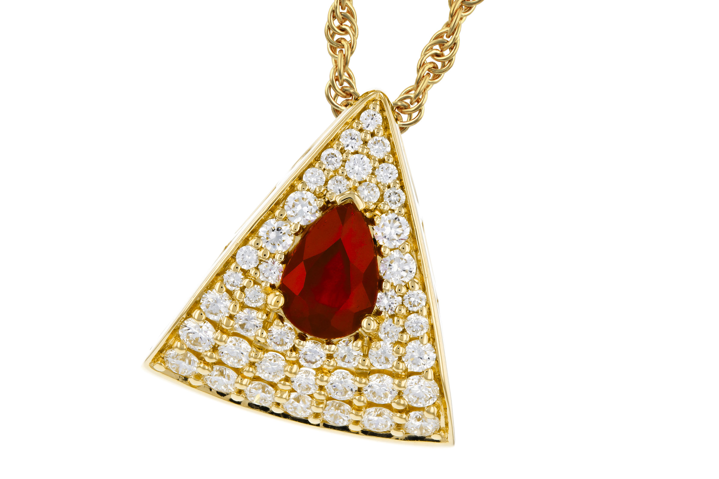 B276-11529: NECKLACE .46 RUBY .80 TGW (6x4MM RU)