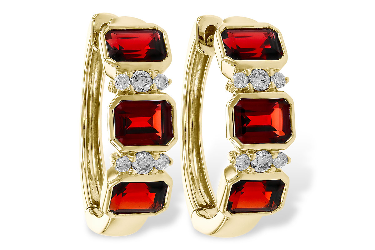 H275-20602: EARRING 1.50 TW GARNET 1.61 TGW