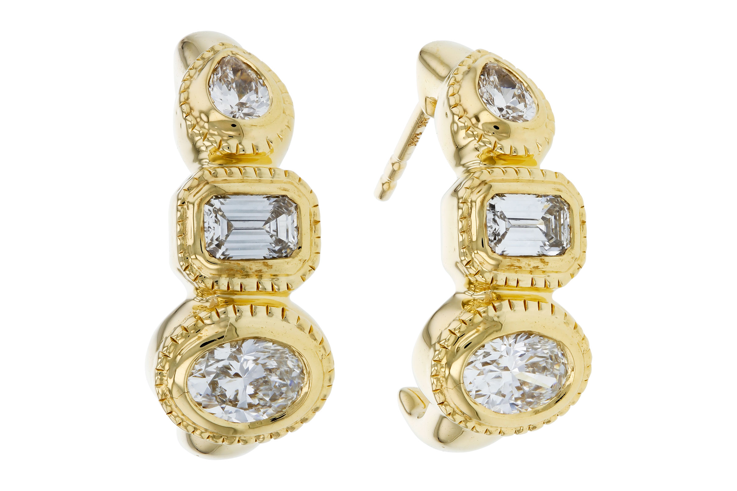 H276-11538: EARRINGS .68 TW FANCY CUT DIAMONDS