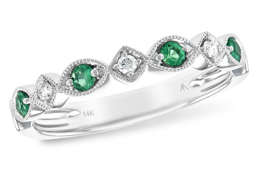 K185-26083: LDS WED RG .15 EMERALD .21 TGW